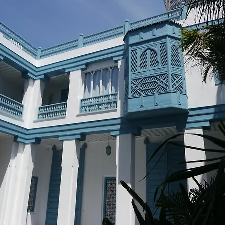 Riad Le Perroquet Bleu Suites&Spa-3